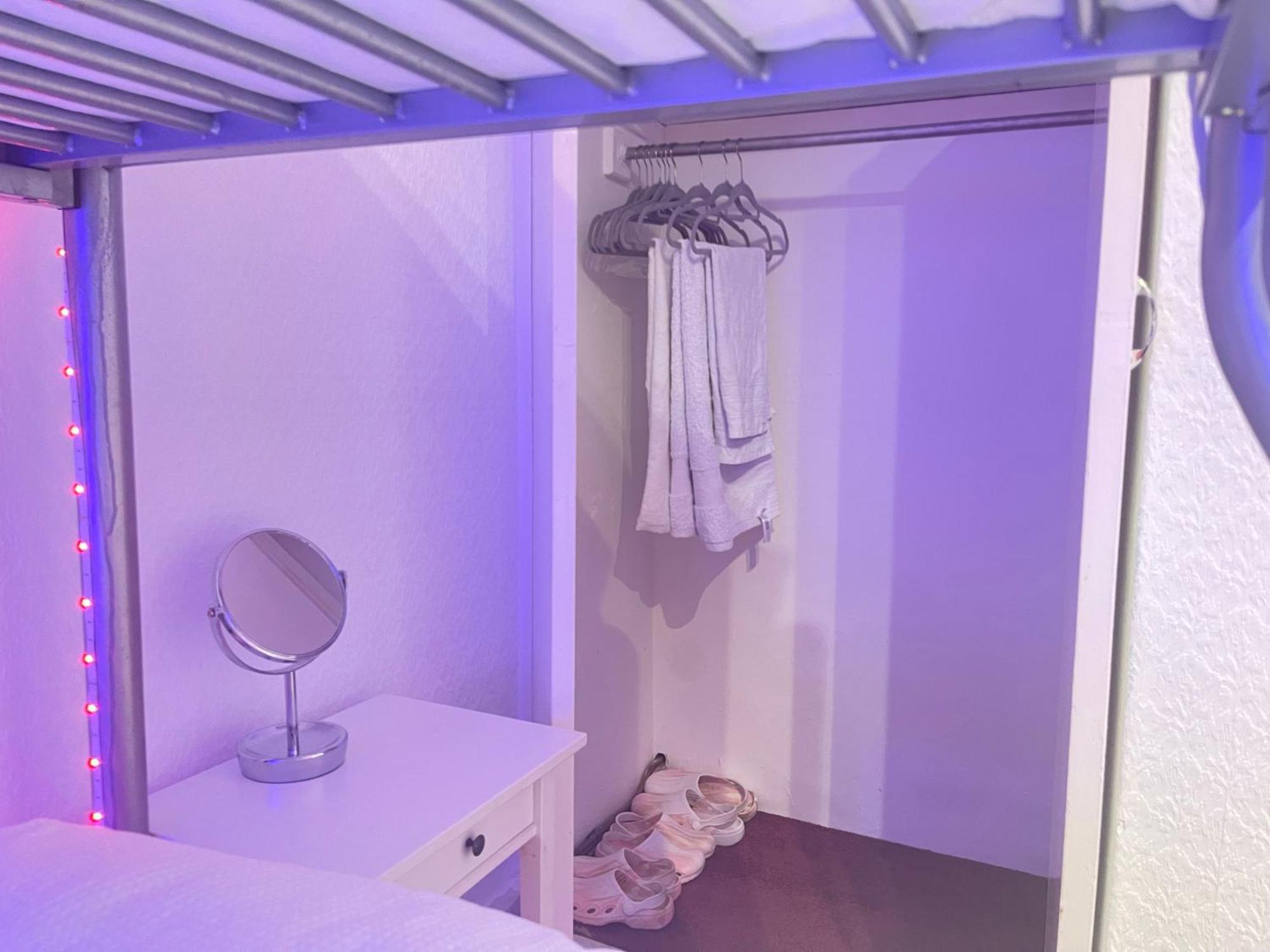 Room With Kitchen In Central Лондон Екстериор снимка
