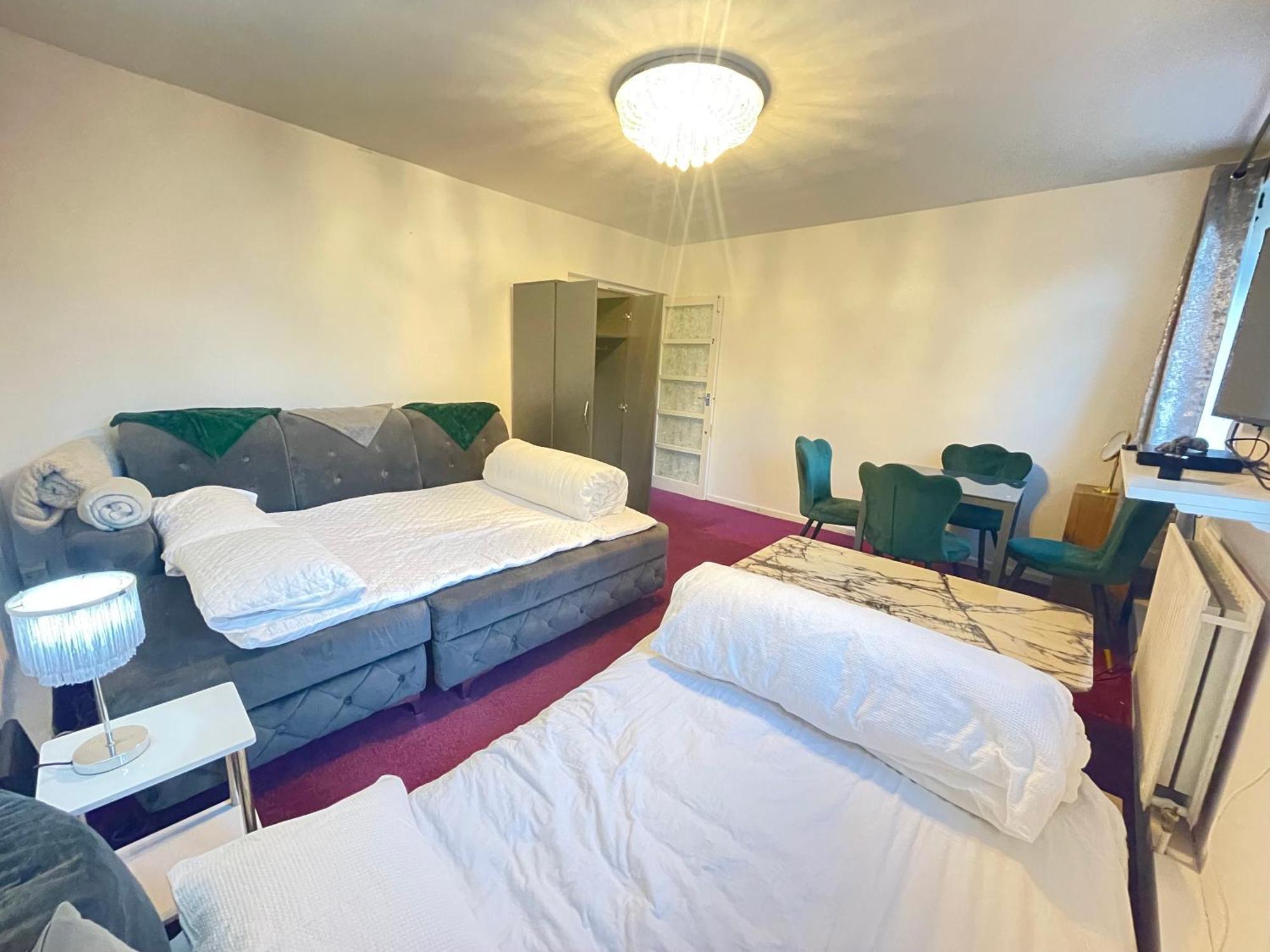 Room With Kitchen In Central Лондон Екстериор снимка