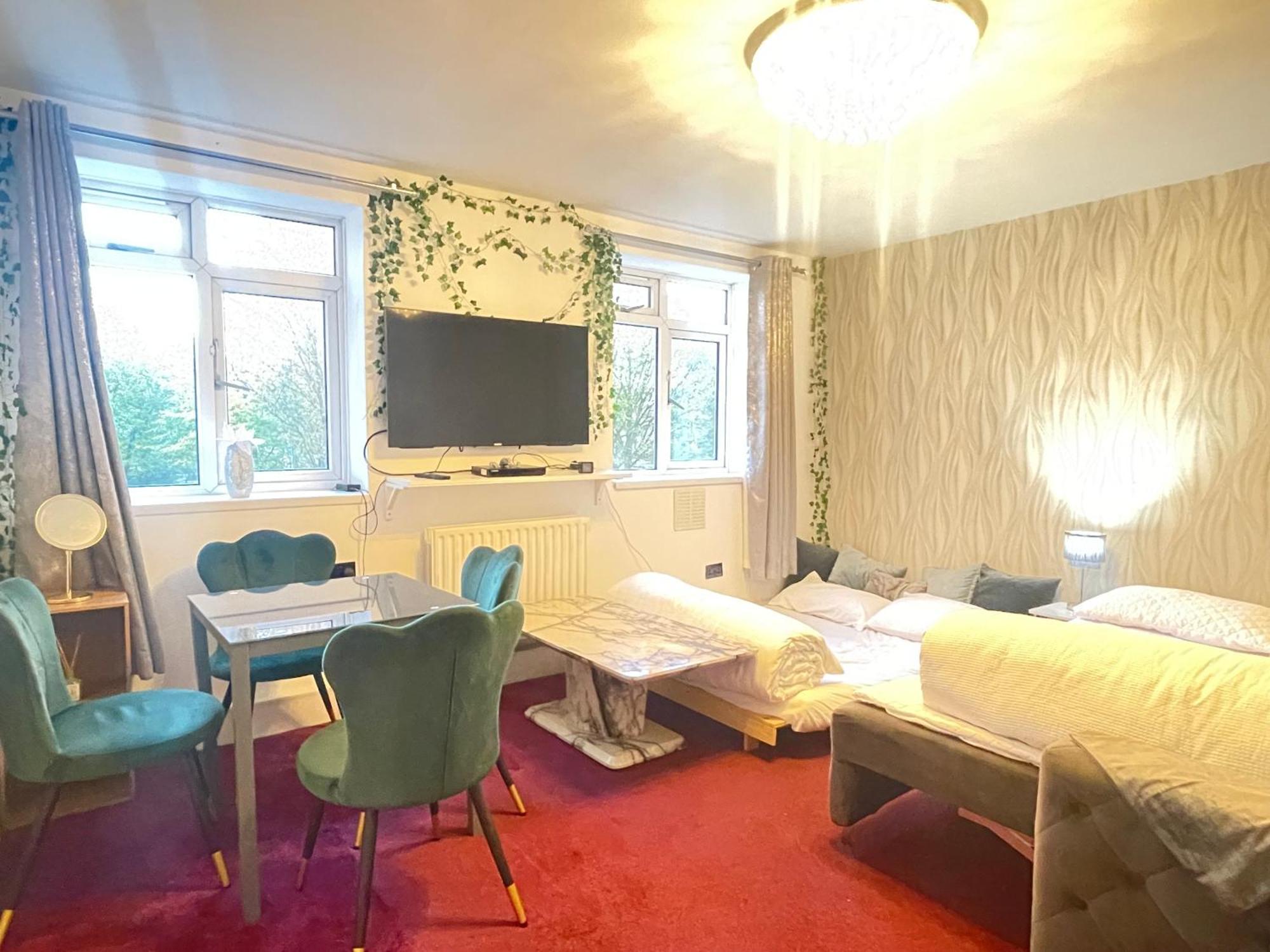 Room With Kitchen In Central Лондон Екстериор снимка