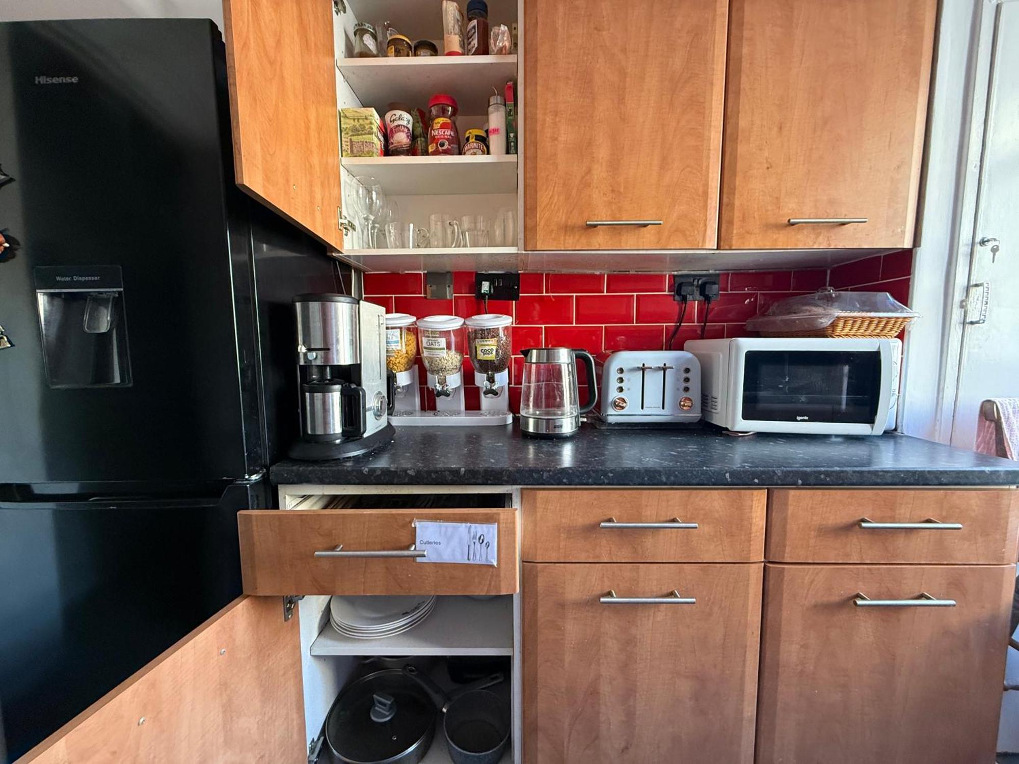 Room With Kitchen In Central Лондон Екстериор снимка